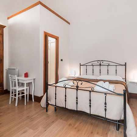 Opera Home Naples Luaran gambar