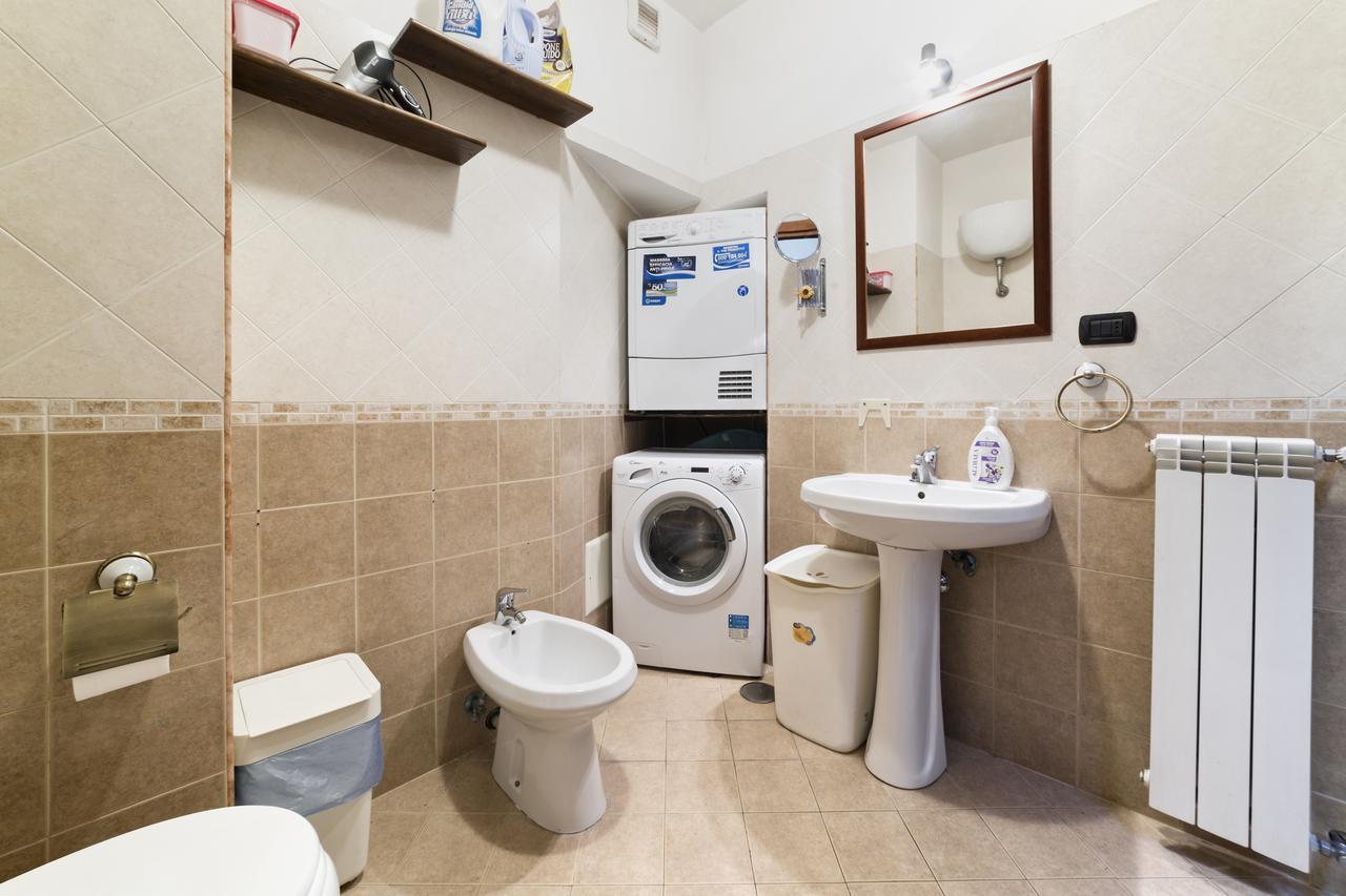 Opera Home Naples Luaran gambar