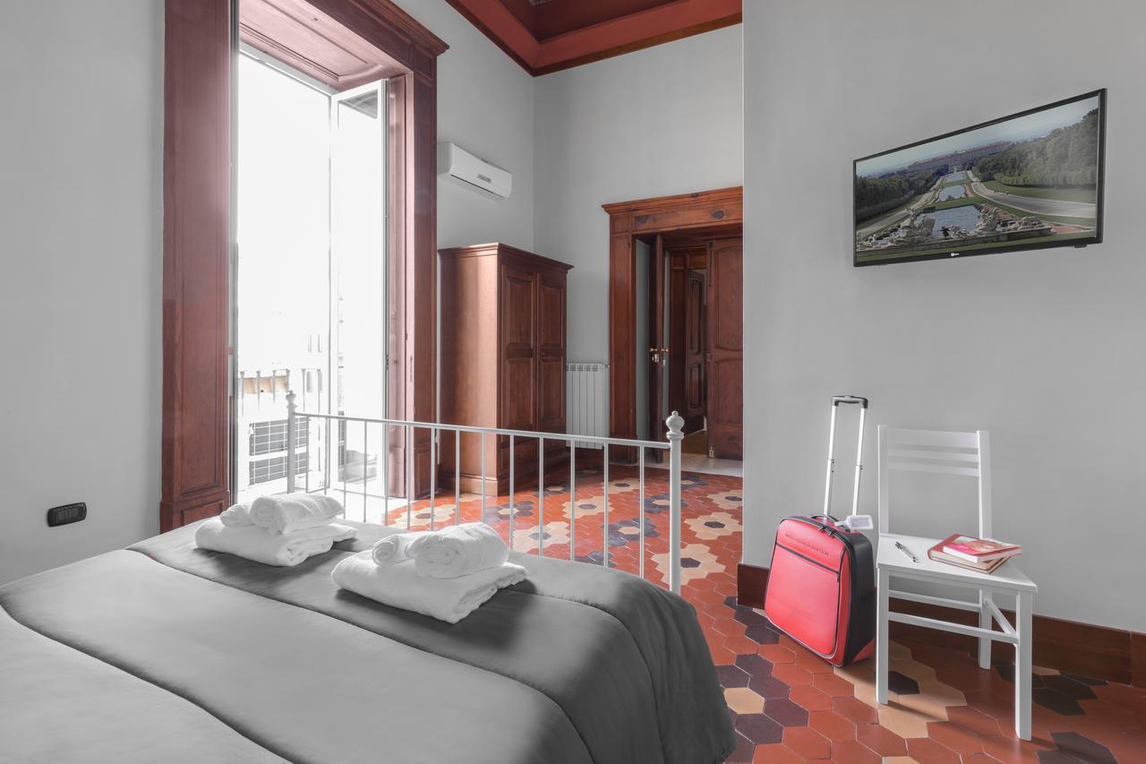 Opera Home Naples Luaran gambar