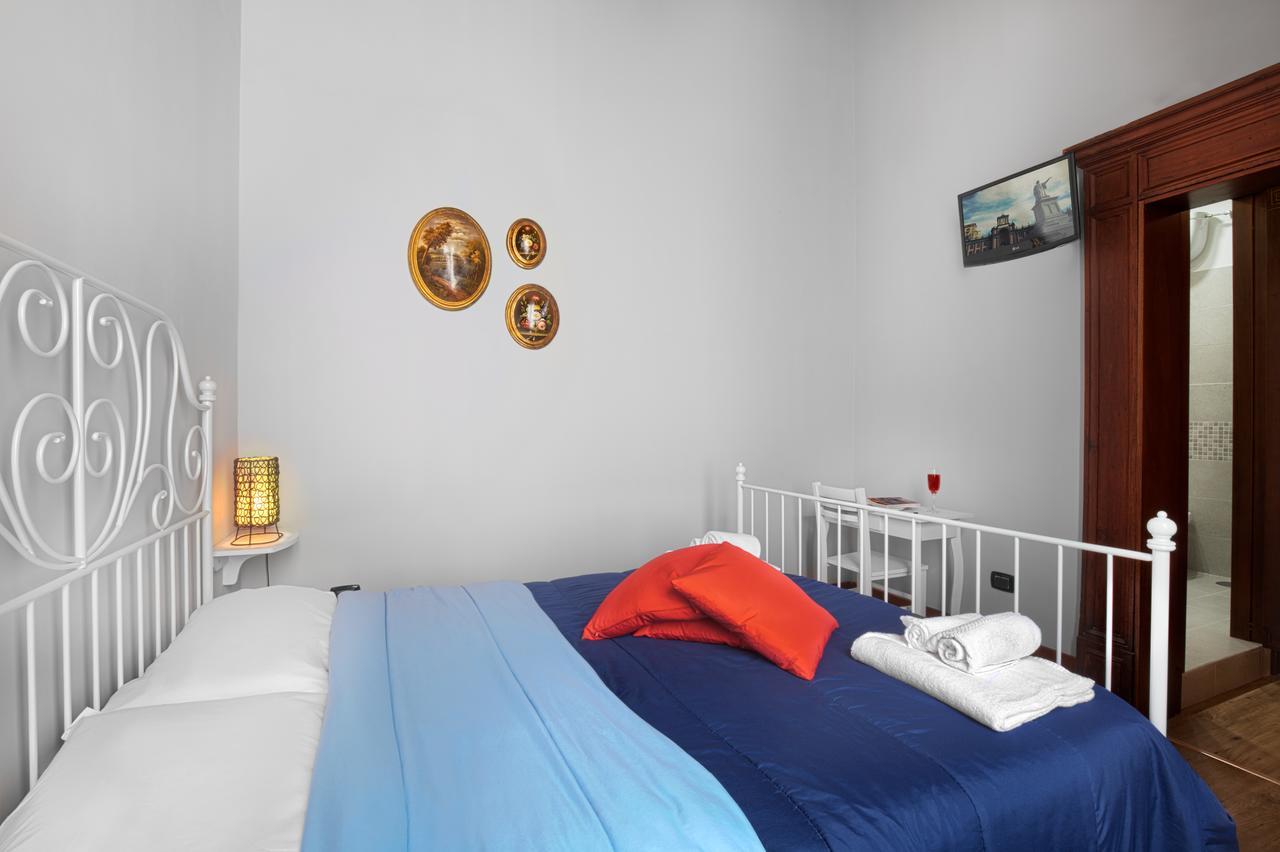 Opera Home Naples Luaran gambar